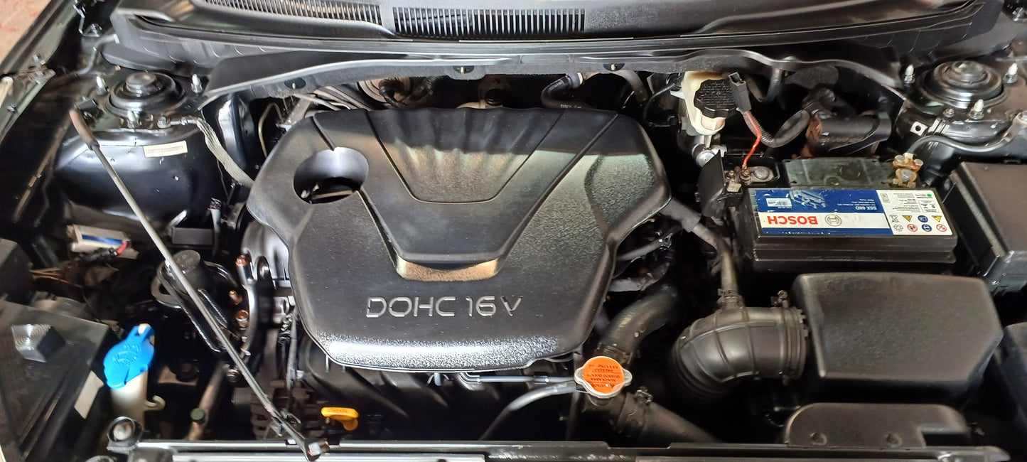 VELOSTER 2012