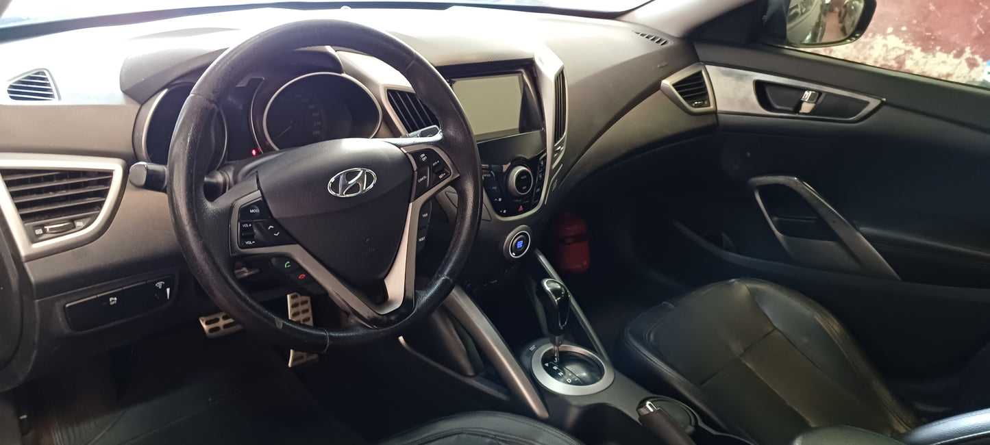VELOSTER 2012